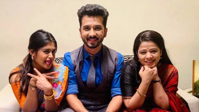 Isha Keskar, Abhijeet Khandkekar and Anita Date from Mazhya Navryachi Bayko.