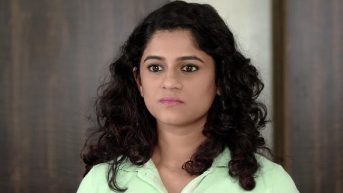 5 Hair Care Tips For Healthy Curly Hair Like The Tuzhat Jeev