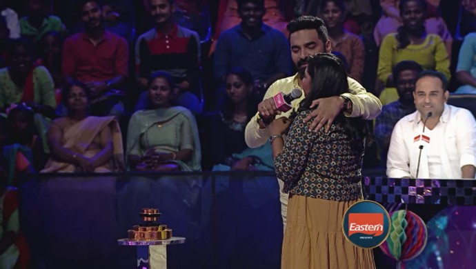 Gopi Sundar wants to press the buzzer for appeal, but Narayani says that she is satisfied with her score of 99.5%