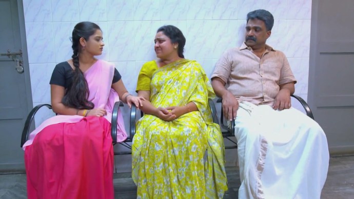 Kabani consoles Manikandan's parents