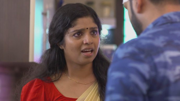 Kalyani meets Anand in Mumbai