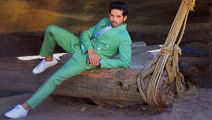 Ankit Bathla as Arjun