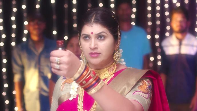 Brahmini In Ninne Pelladatha