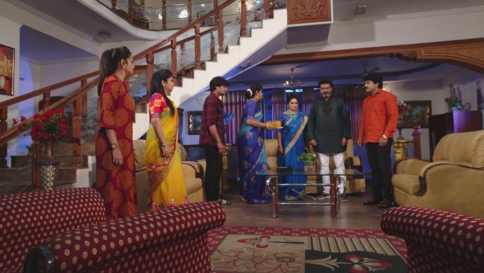 Everyone in Muddha Mandaram