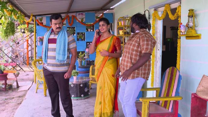 Shivudu, Dharani and F2 in Akka Chellellu