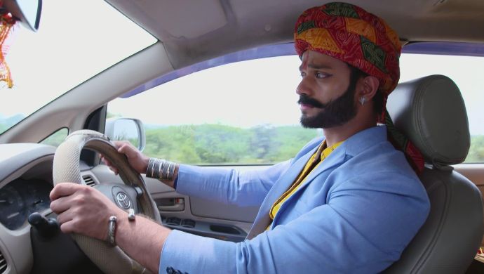 Aditya in Akka Chellellu