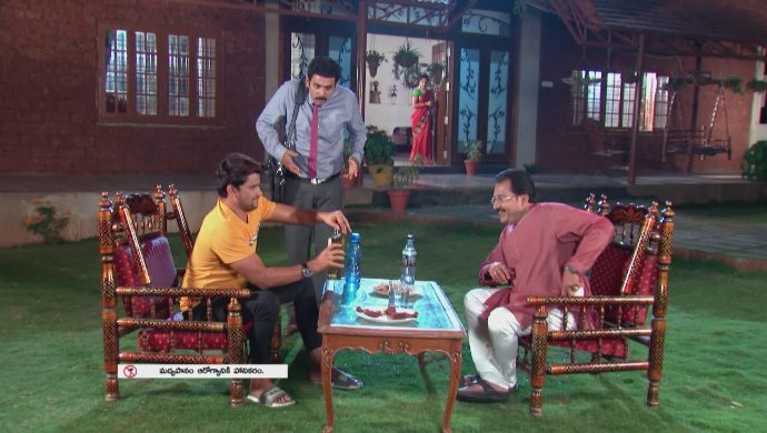 Jai, Chary and Prasad in Kalyana Vaibhogam
