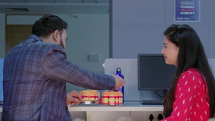 Arya and Anu in Prema Entha Madhuram