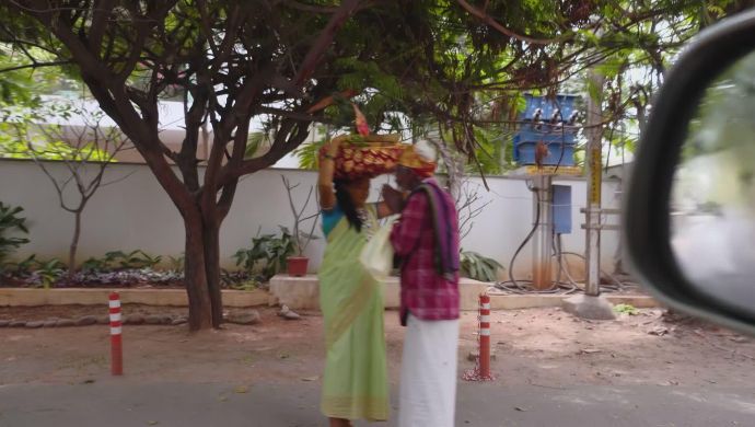 Koya woman in Akka Chellellu