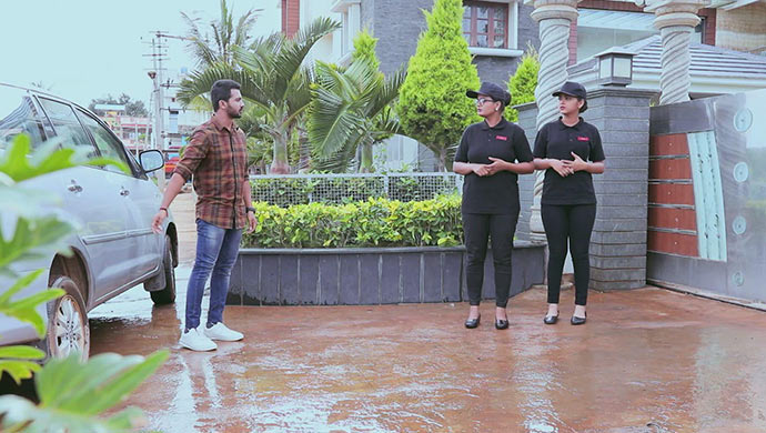 A Still Of Rishi, Ningi And Kamali