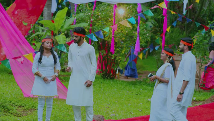 A Still Of Anju, Vicky, Aadya And Sarthak