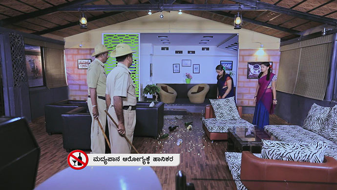 The Police Find Kamali And Ningi And Arrest Them