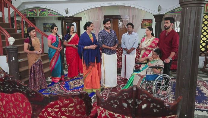 They all discuss if Aishu's wedding to Gautam can be done earlier