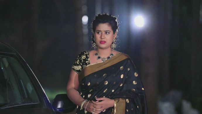 Maya organises an attack on Belli