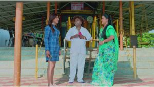 A still from the episode