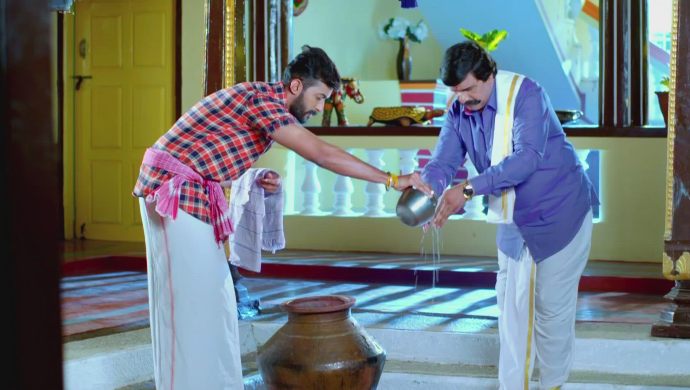 Parmeshwara advices him to take up responsibilities