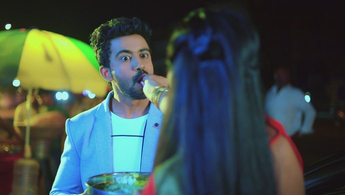 Kamali and Rishi eat idli