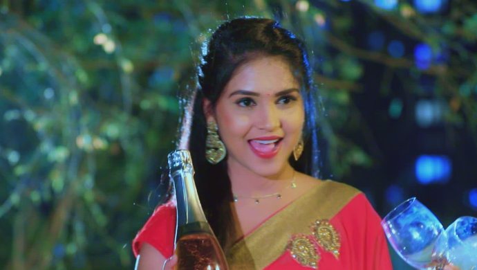 Kamali opens champagne
