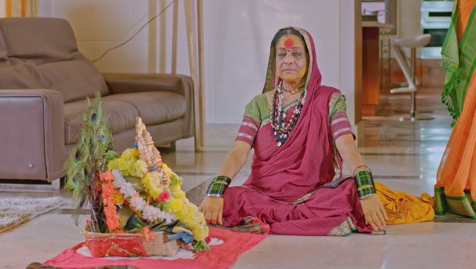 The occultist visits Sharada Devi's house