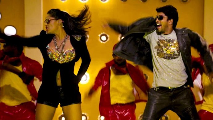 Karthika-Nair-And-Allari-Naresh-Brother-Of-Bommali.jpg