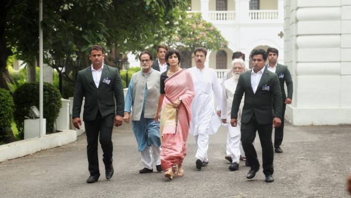 Aahana-Kumra-as-Priyanka-Gandhi.jpg