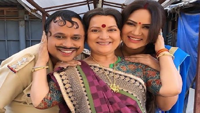 Happu-Rajesh-and-Amma.jpg