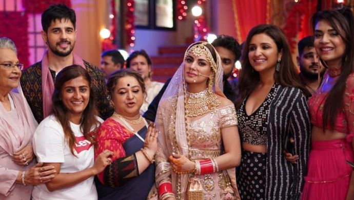 Sidharth-Malhotra-Parineeti-Chopra-at-Preetas-wedding-in-Kundali-Bhagya.jpg