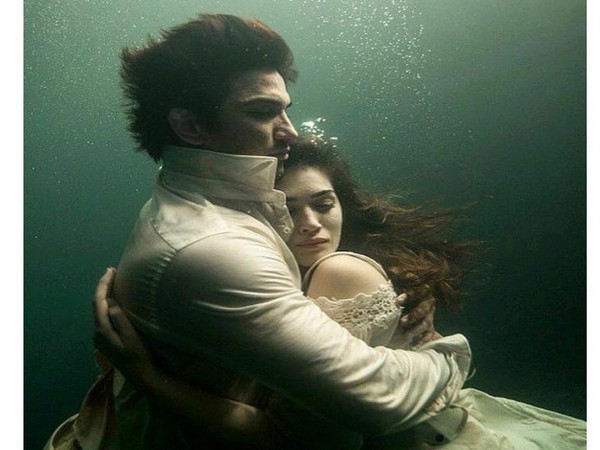 Romantic Raabta On Zee5 Tujhse Raabta Song Tujhse Liya Hai Khud Ko